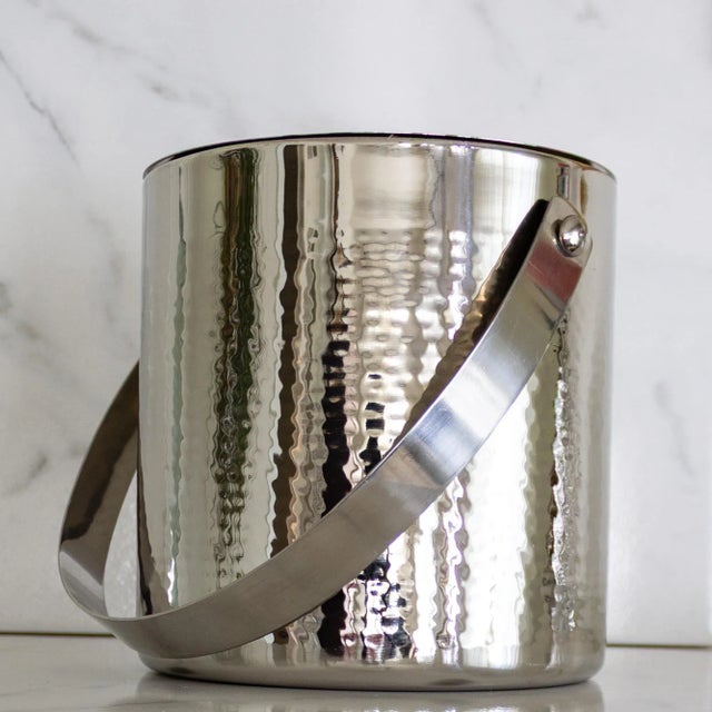 1990s Hammered Silver Double Wall Lidded Ice Bucket | Godinger for Williams Sonoma For Sale - Image 5 of 11
