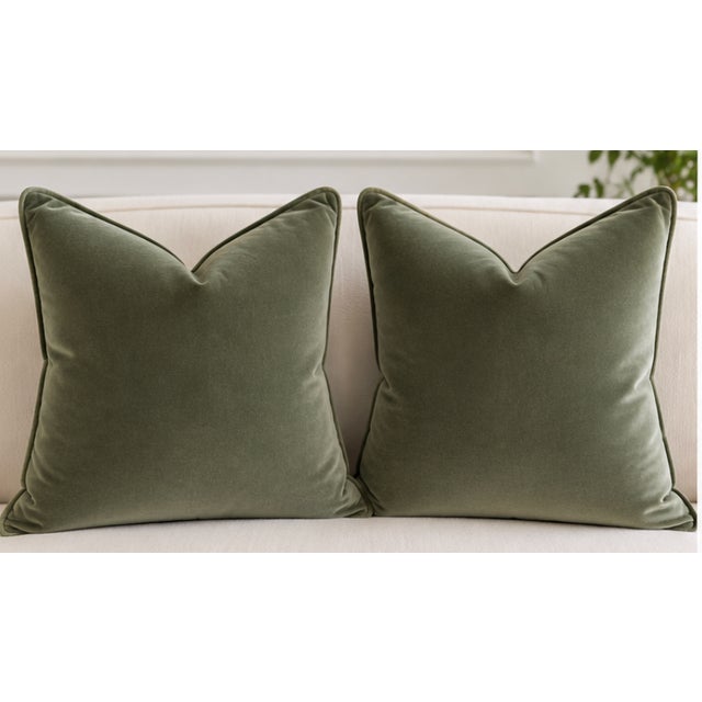 Mid-Century Modern Pair of 22" Raoul "Bayou" Pelican Toile Pillows in Belgian Linen With Down Inserts For Sale - Image 3 of 4