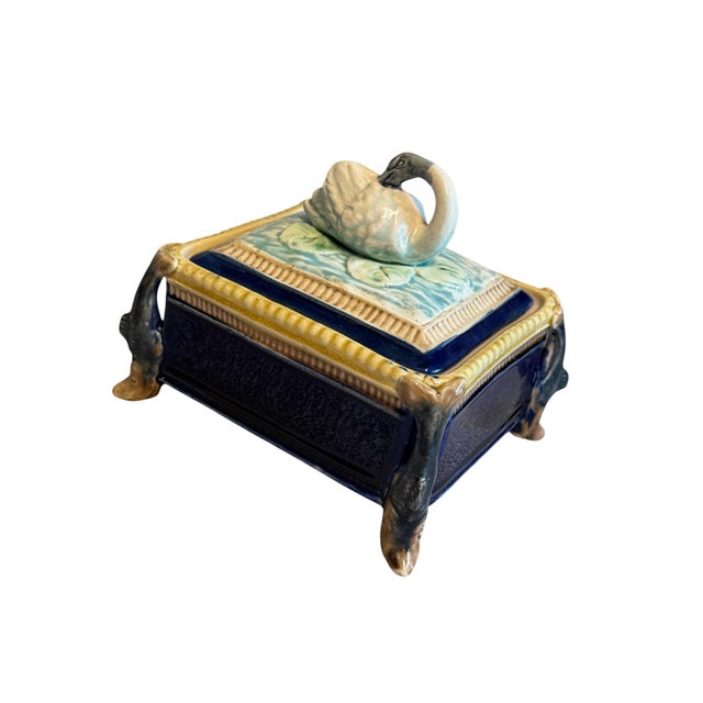 Circa 1900 English Majolica Swan Finial Sardine Box For Sale - Image 4 of 13