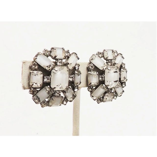 Vintage 1960s Kramer Rhodium Plated White Givre Clip Earrings - 2 Pieces For Sale - Image 9 of 9