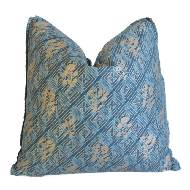 French Provincial Beautiful Italian Mariano Fortuny Jupon Bouquet Feather/Down Pillow 21" Square For Sale - Image 3 of 5