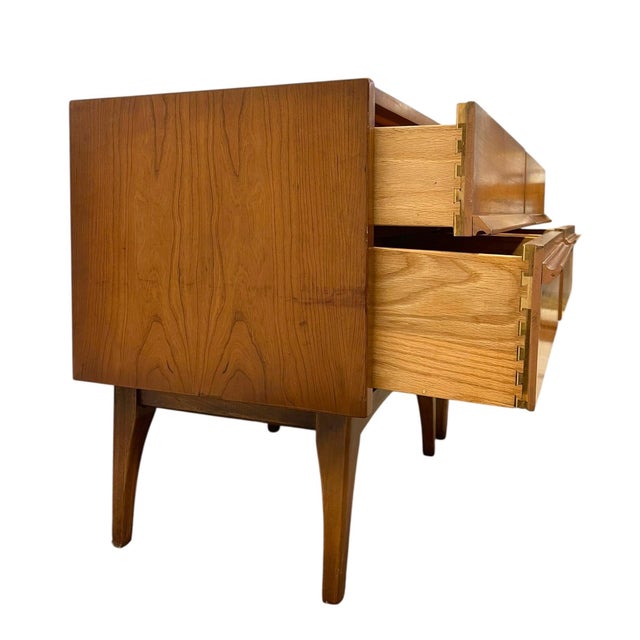 Vintage Mid-Century Modern Two-Drawer Nightstands - Matching Pair With Dovetailed Drawers, A Pair For Sale - Image 9 of 10