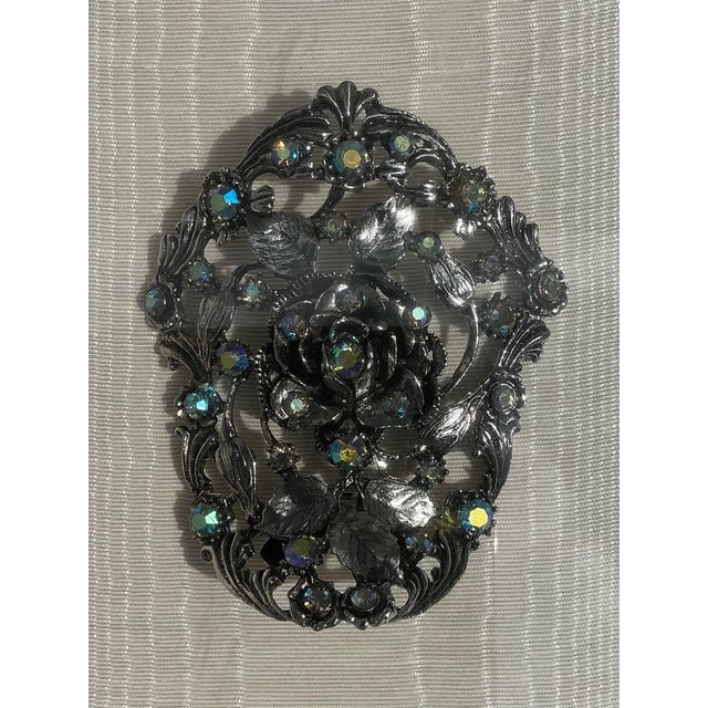 Vintage 1940s Rhinestone Shoe Clips in Shadowbox For Sale - Image 4 of 12