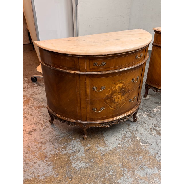 Neoclassical Semicircular Demi-Lune Commode, 19th Century For Sale - Image 4 of 12