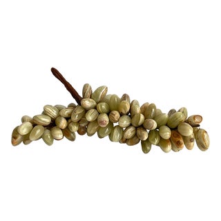 Vintage Green Agate Onyx Grapes Natural Stone Grape Cluster For Sale