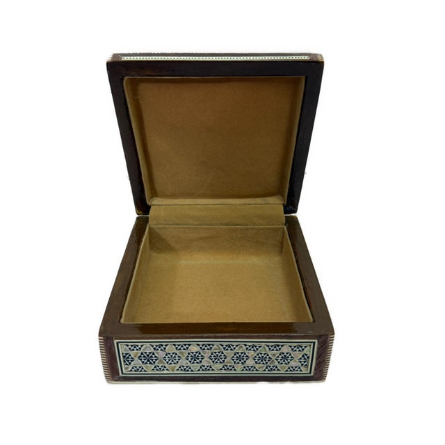 Wood Handmade Mahogany Jewelry Box – Natural Shell Inlay For Sale - Image 7 of 7