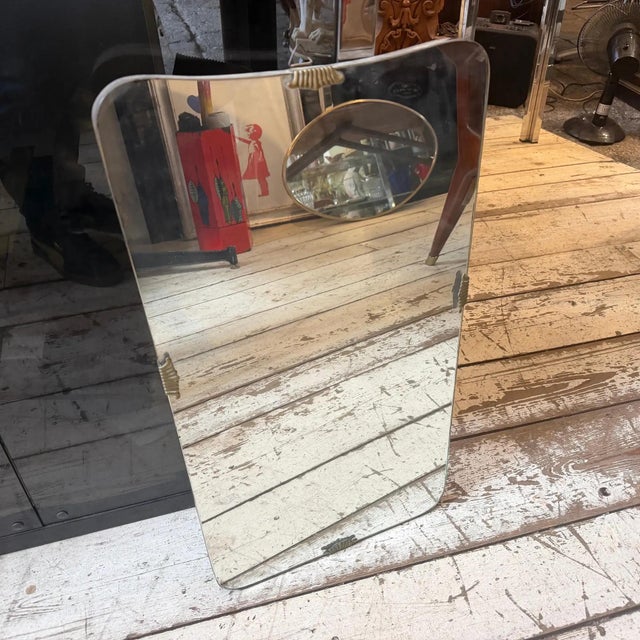 Brass 1950s Gio Ponti Style Mid-Century Modern Brass and Glass Biscuit Wall Mirror For Sale - Image 8 of 10