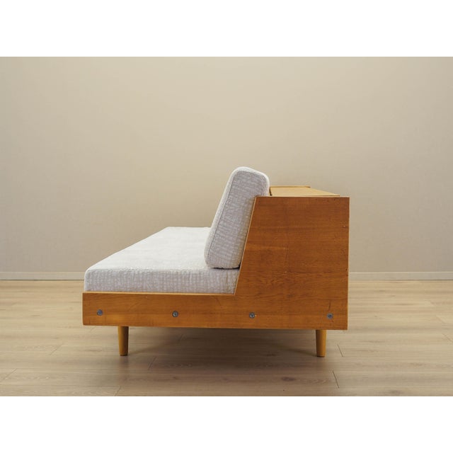 Danish Oak Sofa by Hans J. Wegner for Getama, 1960s For Sale - Image 4 of 18