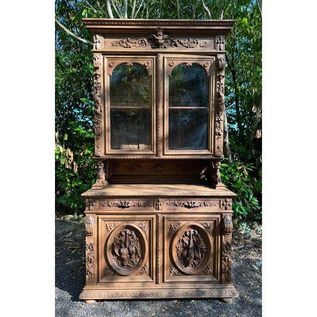 French Carved Oak Hunting Cupboard, 1860 For Sale - Image 3 of 18