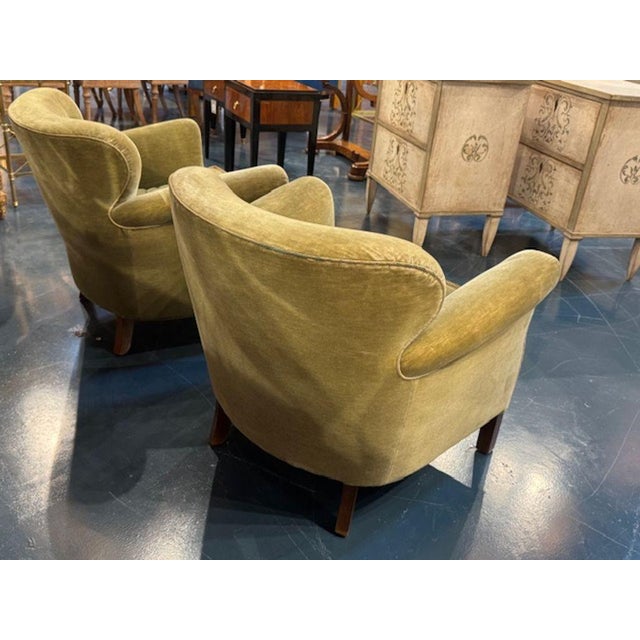 Mid-Century Modern Pair of Danish MCM Green Velour Club Chairs For Sale - Image 3 of 6