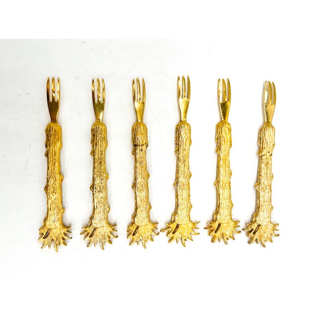 Mid Century Florentine Gold Gilt Canapé / Hors d'Oeuvres Forks – Set of 6 in Original Box – Hollywood Regency / Italian Provincial For Sale - Image 10 of 11
