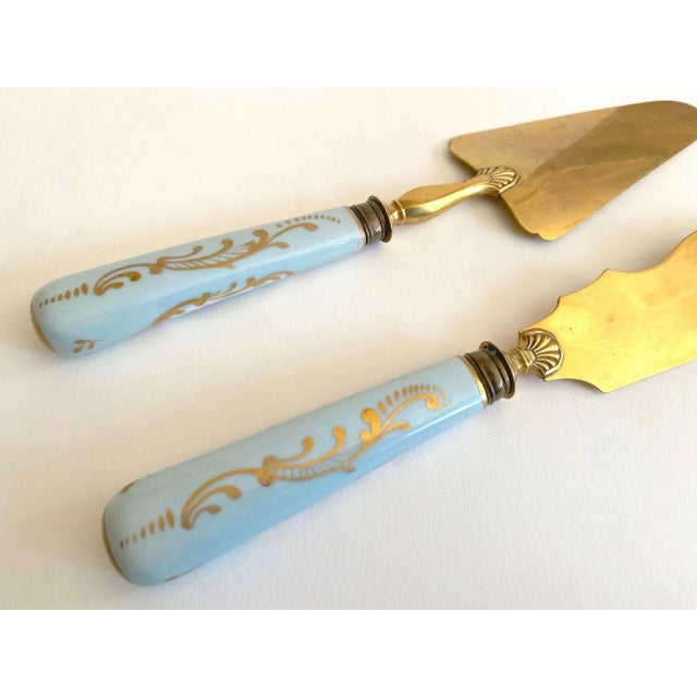 Antique Early 1900's Neoclassical Hand Painted Floral Gilded Porcelain Brass Fish Serving Utensils - Set of 2 For Sale - Image 9 of 13