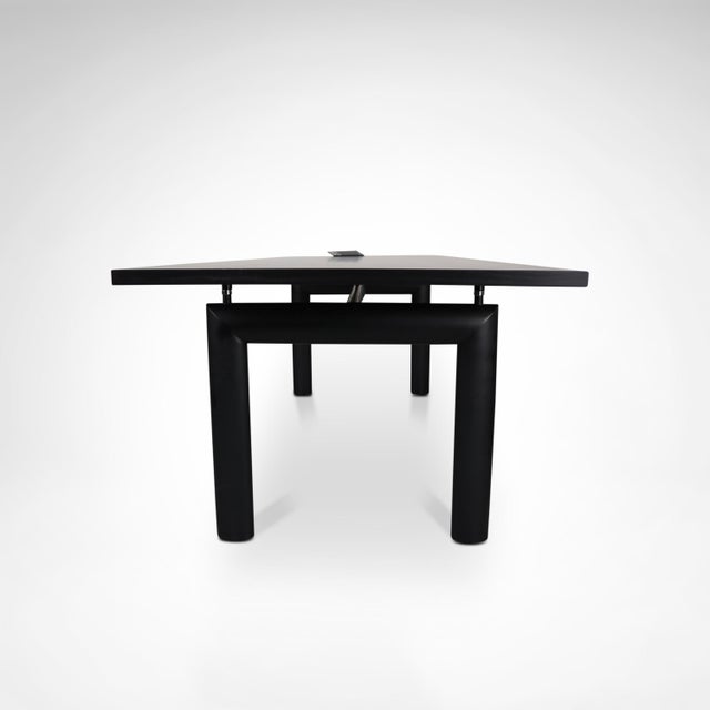 Cassina LC6 Dining Table in Glass and Metal by Le Corbusier for Cassina, 1990s For Sale - Image 4 of 11