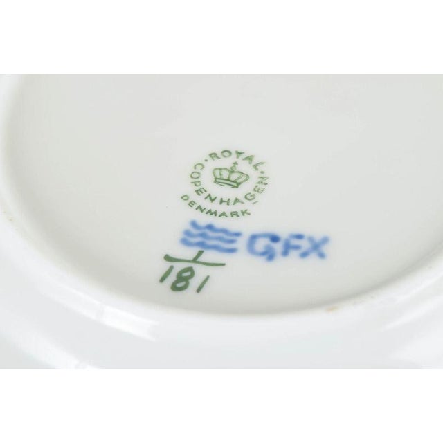 Vintage Side Dishes in Porcelain from Royal Copenhagen, 1920s, Set of 9 For Sale - Image 4 of 5