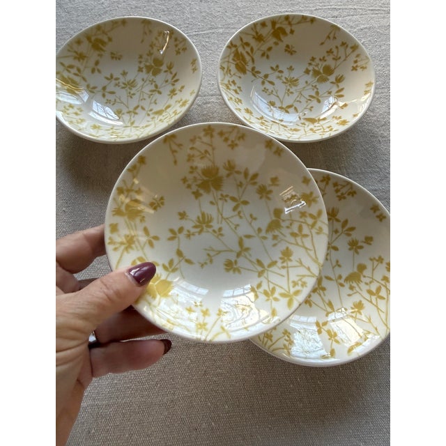 Sheffield Set of 4 Sheffield Ironstone Golden Meadow 6.25” Small Bowls 1950s Vintage English Ironstone For Sale - Image 4 of 6