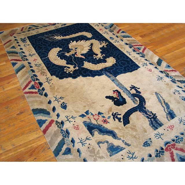 1900s Ivory Field Antique Dragon Medallion Chinese Peking Small Knotted Wool Rug For Sale - Image 4 of 9