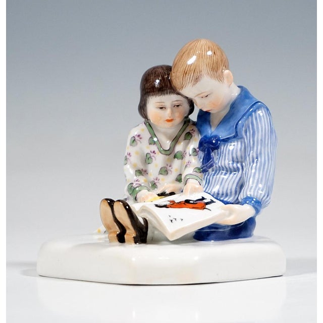 Art Nouveau Children with Picture Book Figurine by Frieda Strauss for Meissen, 1890s For Sale - Image 4 of 6