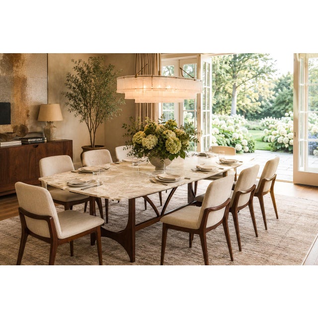 A masterful expression of Brazilian Modern design, this exceptional Brasilia dining table embodies the architectural...