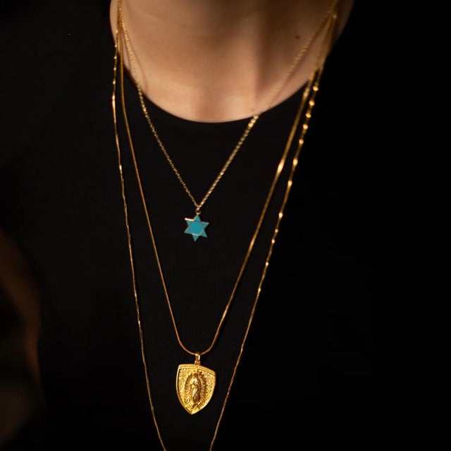 Sacred Virgin Mary Gold Medallion Necklace For Sale - Image 4 of 10