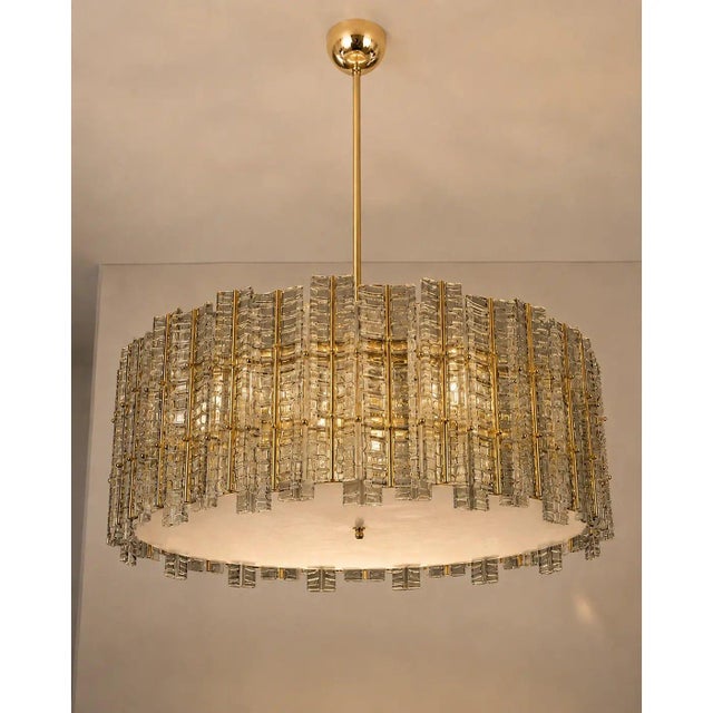 Contemporary Italian-Style Smoked Fumé Tropical Murano Glass Chandelier by Simoeng For Sale - Image 3 of 5