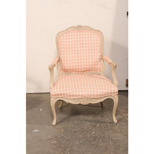 French Mid 20th Century French Pair of Louis XV Style Fauteuils For Sale - Image 3 of 13