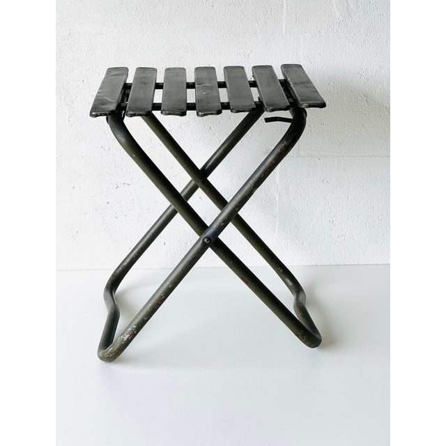 Industrial Folding Metal Chair, 1970s, in Good conditions. Designed 1970 to 1979