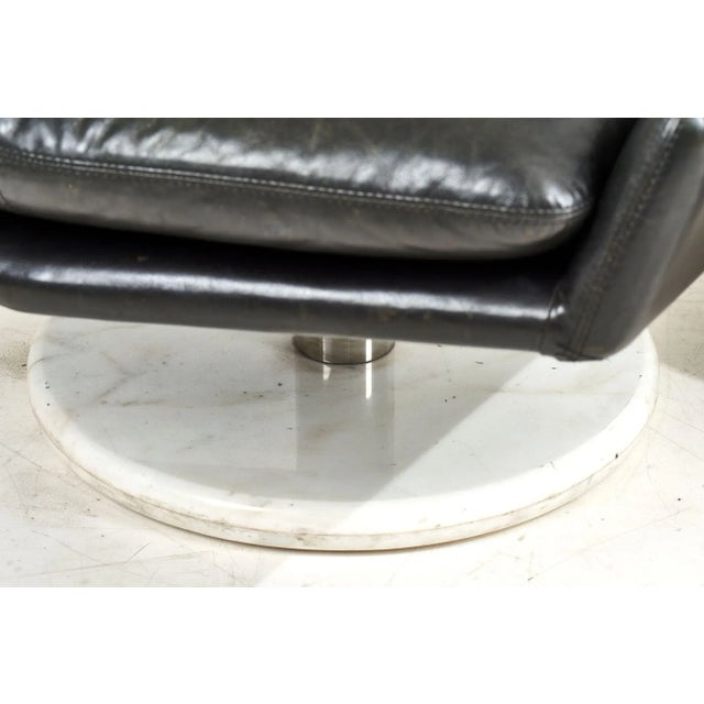 Black Leather Lounge Chairs With Calacatta Marble Bases, 1970 For Sale - Image 10 of 13