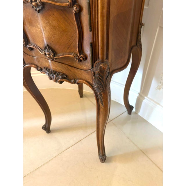 French Victorian Bedside Cabinet, 1860s For Sale - Image 10 of 12