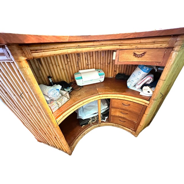 English 1940s Brown Bamboo English Colonial Cocktail Bar Table With 2 Chairs - Set of 3 For Sale - Image 3 of 7