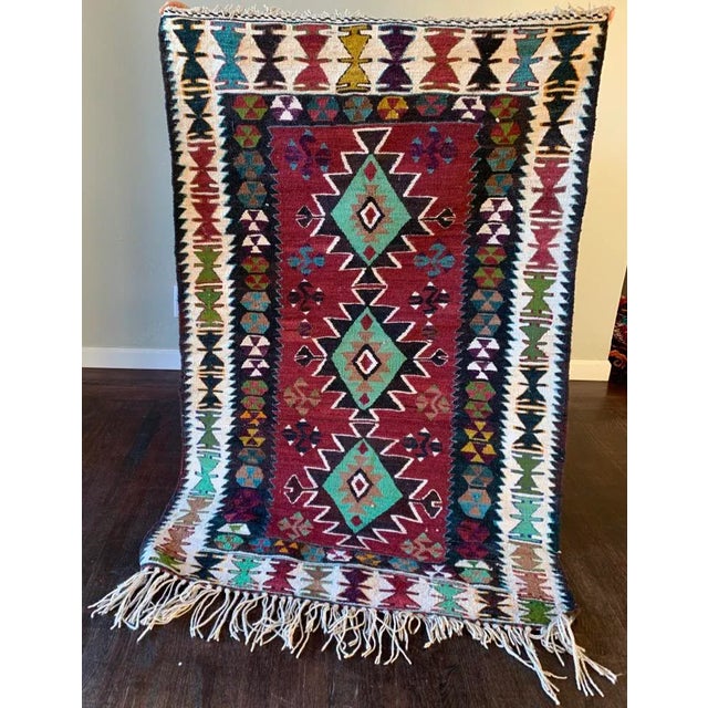 This features an Anatolian design from Turkey, made using only vegetable dye and soft natural wool. Requires very low...