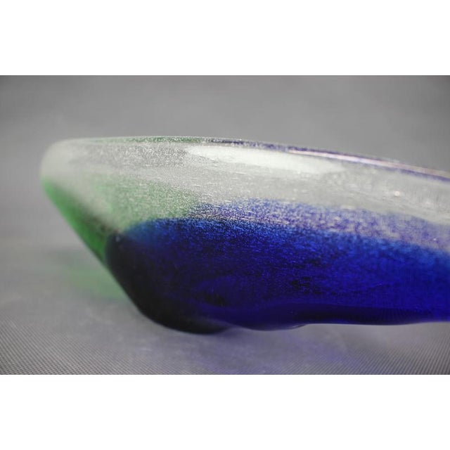 1960s Mid-Century Czechoslovakian Novy Bor Blue and Green Art Glass Bowl, 1960s For Sale - Image 5 of 11