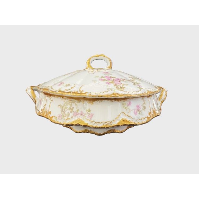 Late 19th C. Theo Haviland Schleiger 144f, Round Covered Vegetable Bowl, Pink Roses, DBL Gold For Sale In Philadelphia - Image 6 of 17