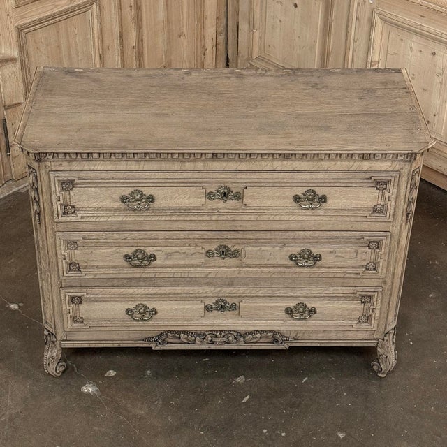 18th Century French Louis XVI Commode ~ Chest of Drawers in Stripped Oak For Sale - Image 13 of 18