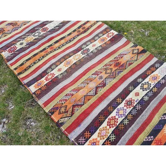 1970s Vintage Woven Turkish Kilim Runner - 2′7″ × 9′8″ For Sale In Philadelphia - Image 6 of 9