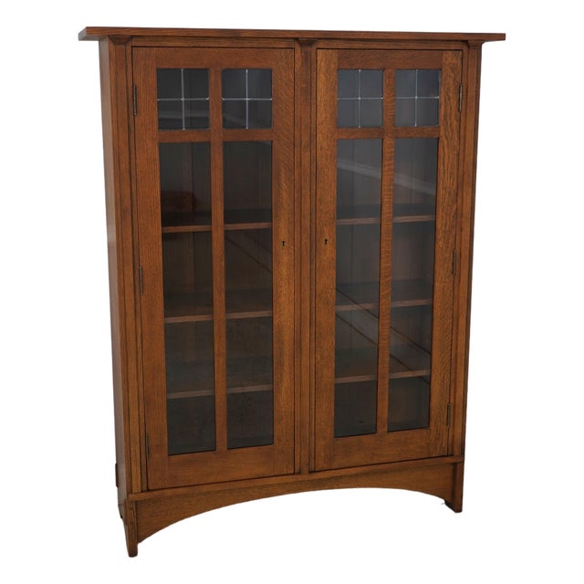 Stickley 2 Door Mission Oak Leaded Door Bookcase For Sale