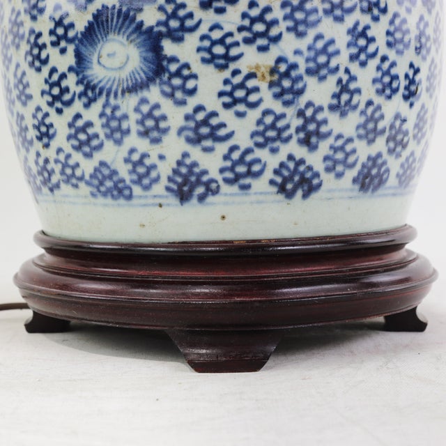Wood Antique Blue and White Porcelain Ginger Jar Table Lamp With Cobalt Floral and Medallion Motif For Sale - Image 7 of 14