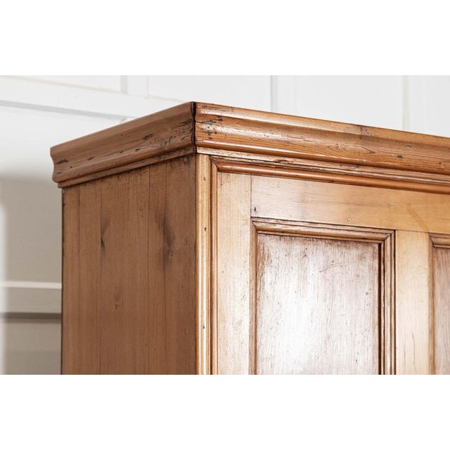 Large 19th Century English Pine Housekeepers Cabinet, 1890 For Sale - Image 12 of 18