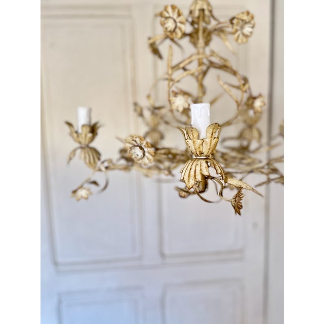 Vintage Italian Floral Tole 5-Light Chandelier in Cream Painted Metal, 1960s For Sale - Image 4 of 12