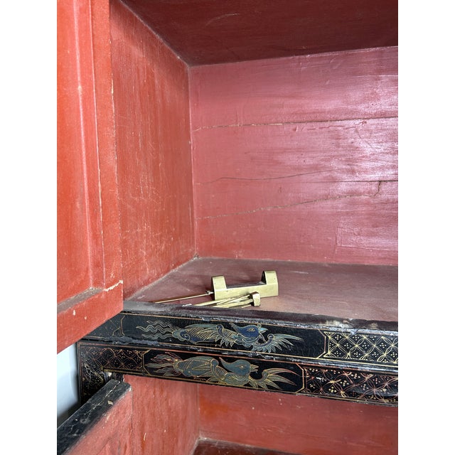 Rare Set of Three Antique Qing Dynasty Lacquered Chinese Stacking Cabinets on Stand. For Sale - Image 18 of 18