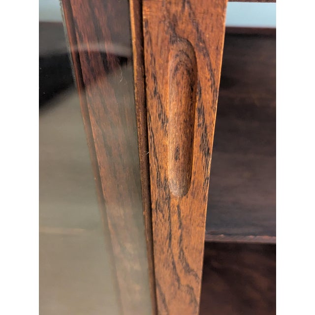 Antique Mission Oak Showcase Store Display Cabinet Bookcase With Sliding Doors For Sale - Image 13 of 18
