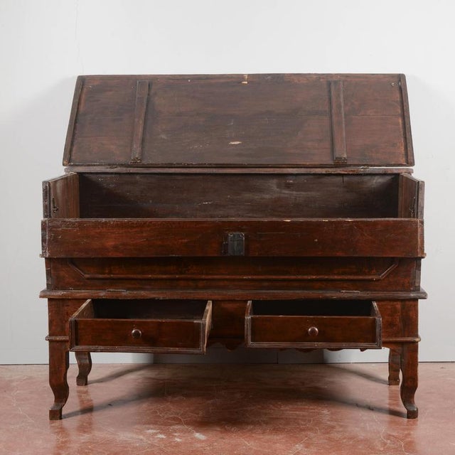 Flared carved sideboard in antique style solid wood restored in the 1980s, shows signs of aging and wear, measures 137 x...