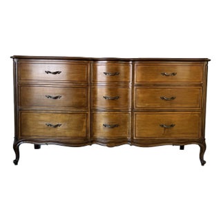 1970's Vintage Drexel Touraine French Provincial 9 - Drawers Walnut Dresser For Sale