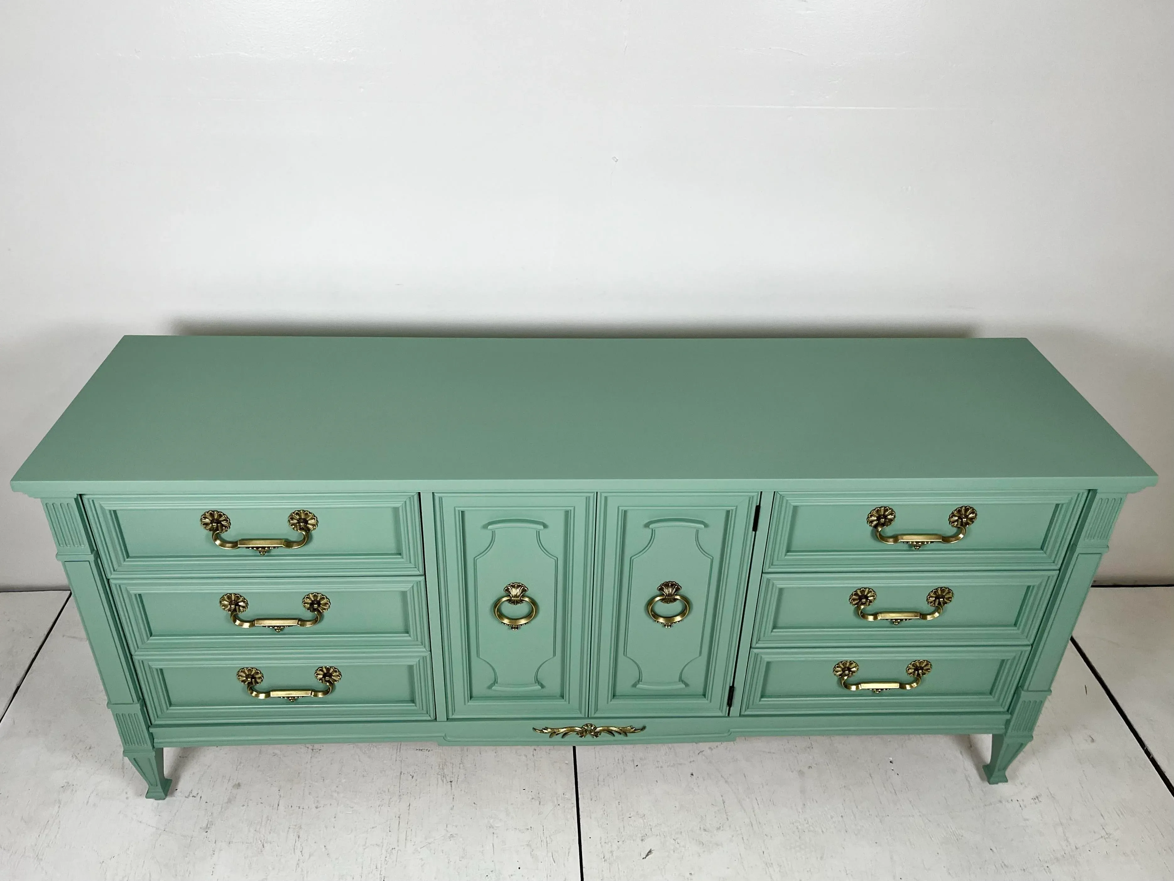 Vintage Southfield Green Drexel Chest of Drawers | Chairish