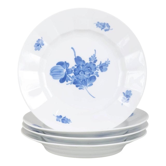 Porcelain Dinner Plates from Royal Copenhagen, 1990s, Set of 4 For Sale