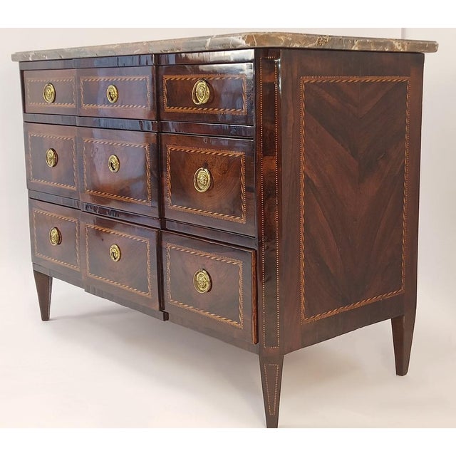 French Louis XVI Chest of Drawers, 18th Century For Sale - Image 3 of 17