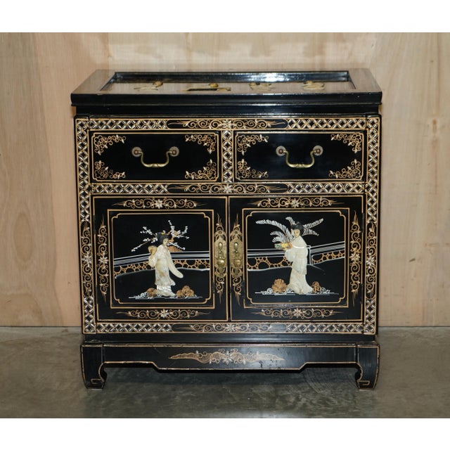 Vintage Chinese Side Cabinet For Sale - Image 3 of 18