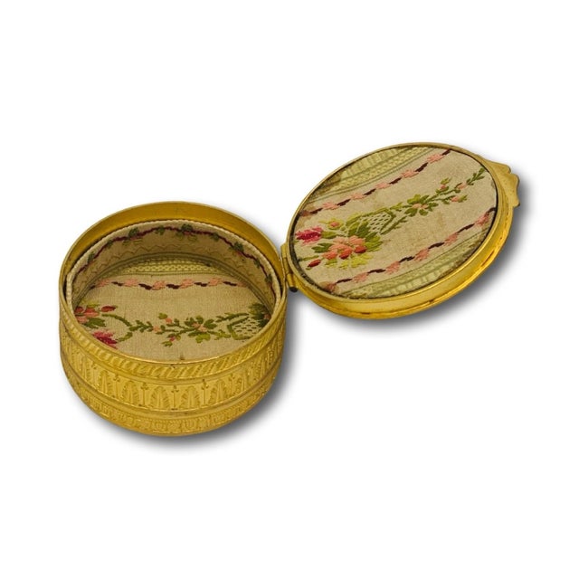 1900 - 1909 Antique French Neoclassical Ormolu Box With Dancing Muse & Stripe Tapestry Lining, Belle Époque, Circa 1900 For Sale - Image 5 of 12