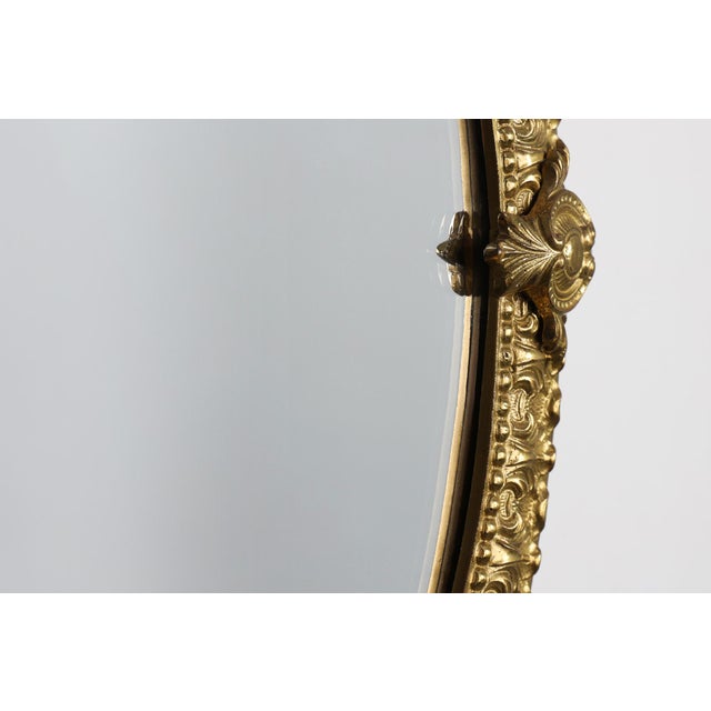 1970s 20th Century Neo‑Classical French Round Mirror in Copper Finish, 1970s For Sale - Image 5 of 11