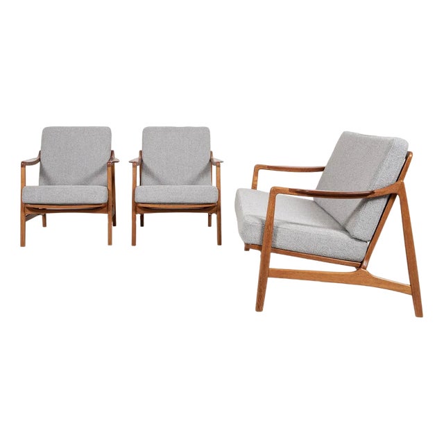Mid-Century Danish 2-Seat Sofa and Easy Chairs in Oak and Teak attributed to Tove & Edvard Kindt-Larsen for France & Daverkosen, Set of 3 For Sale