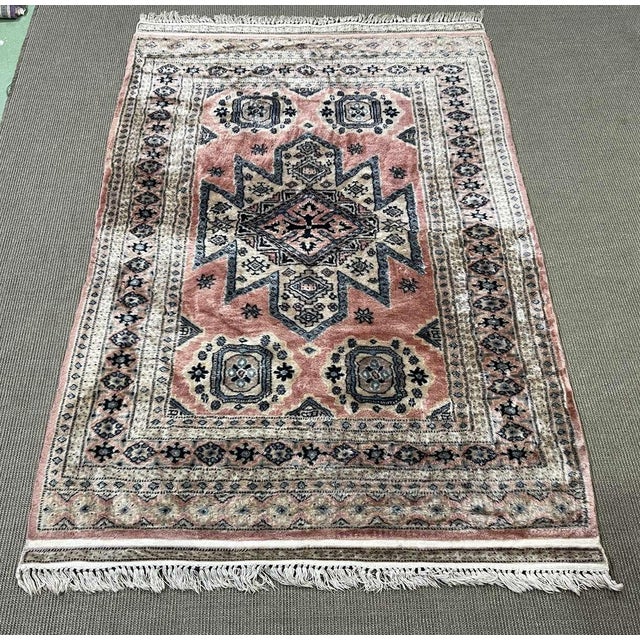 Pakistani Handmade Wool Rug For Sale - Image 10 of 12